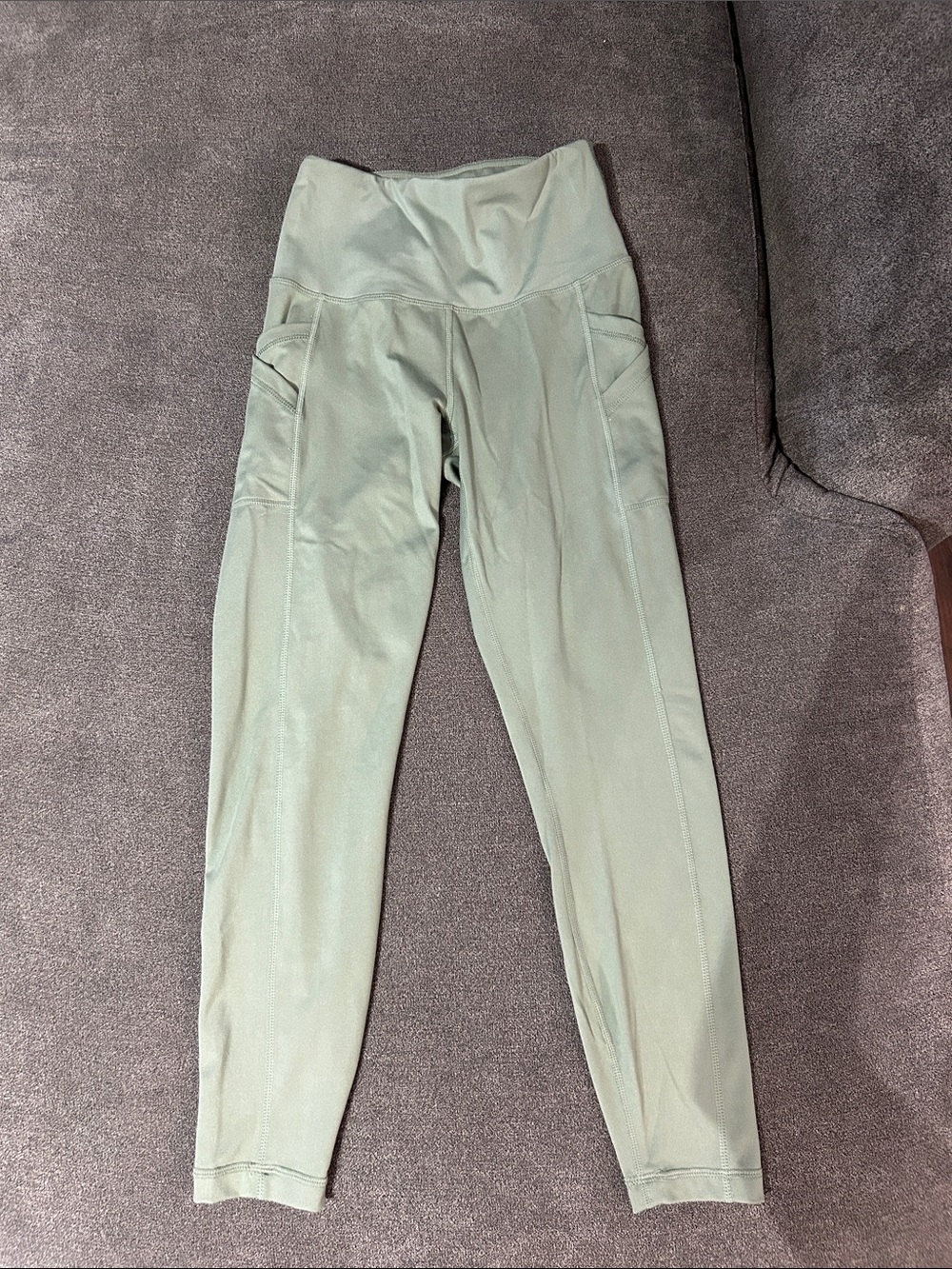 NEW, tags just removed Velocity Sage Green Ankle Tight Leggings- small